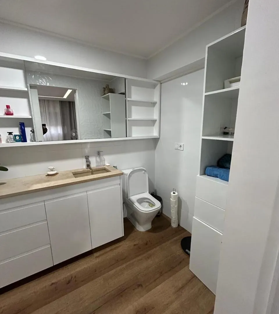 Apartamento De Luxo -T2 Praia Apartment